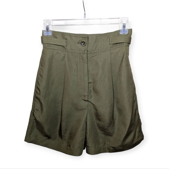 NWT COS linen blend high waist pleated shorts - Picture 1 of 10